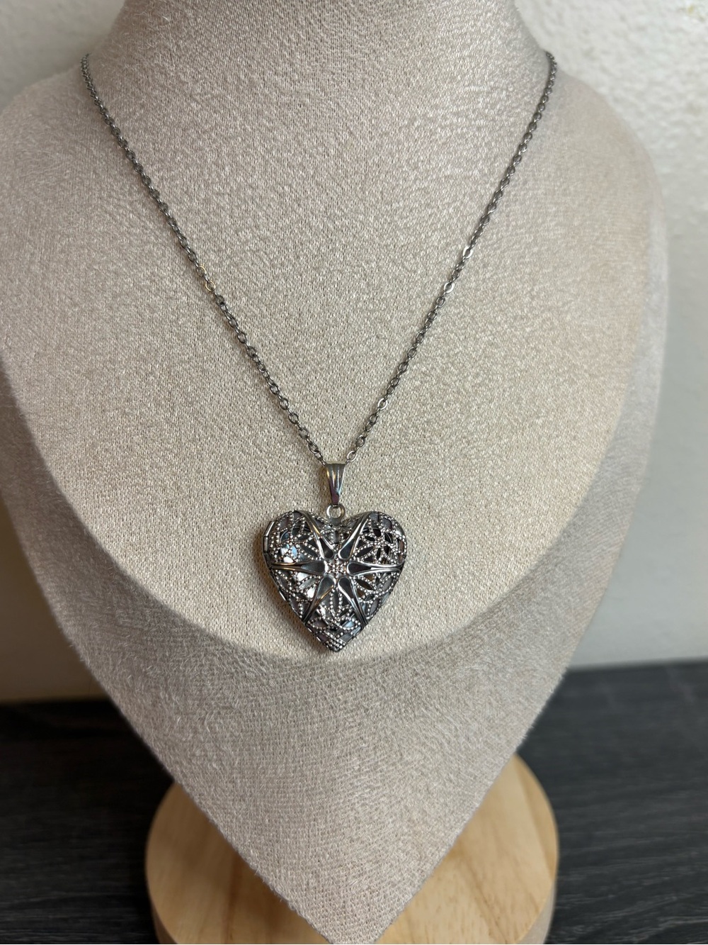 Handmade Silver Heart Locket Necklace |
Waterproof & Tarnish Resistant